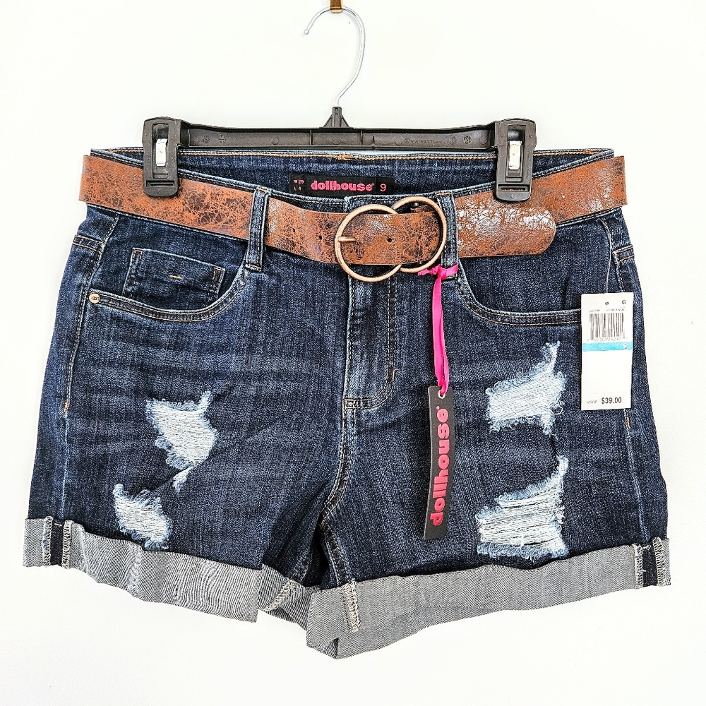 Dollhouse Junior's Denim Ripped Wide Belt Folded Hem Stretchy Mid-Waisted Shorts